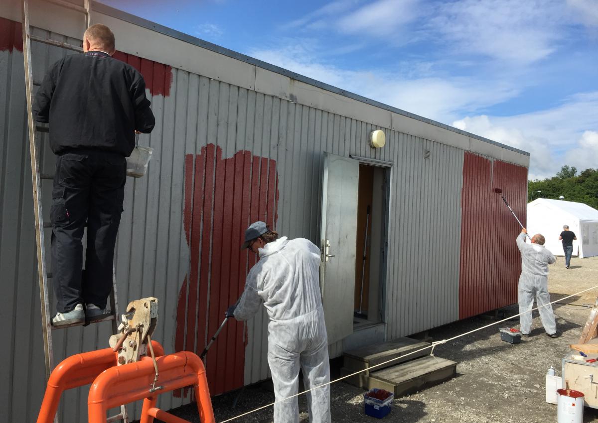 Der kæmpes med at klargøre stationen hos DSRS-Køge