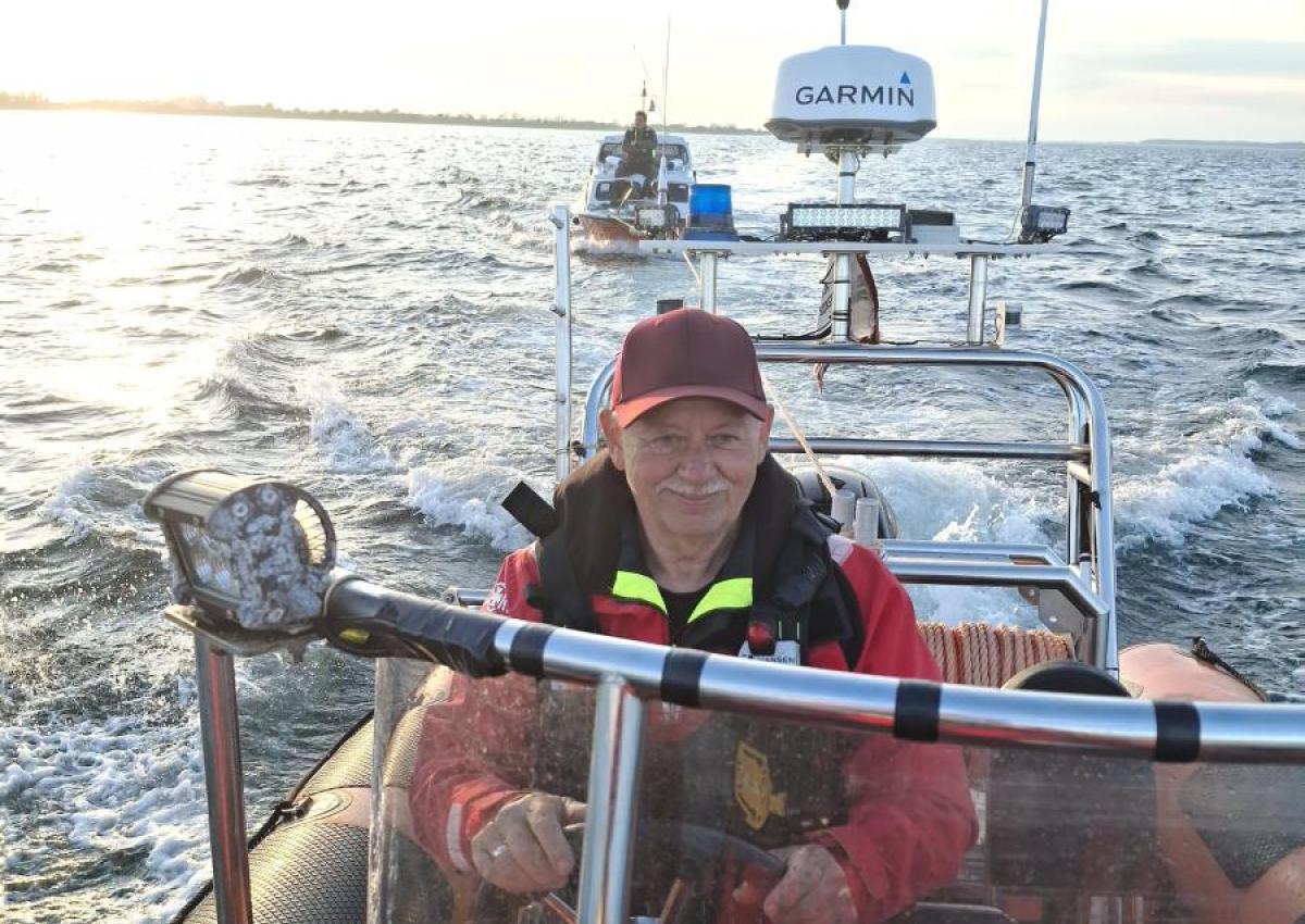Vi hentede ham v Bågø og bugsere til Assens