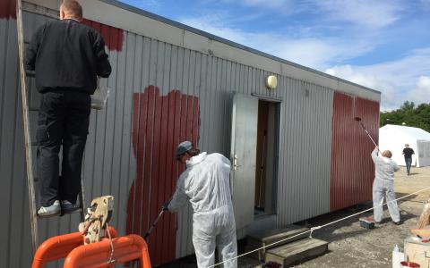 Der kæmpes med at klargøre stationen hos DSRS-Køge